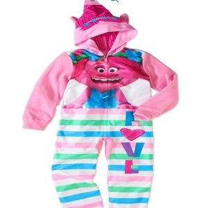 NWT Trolls Girls 1pc Sleeper Pink Pajamas Size 6